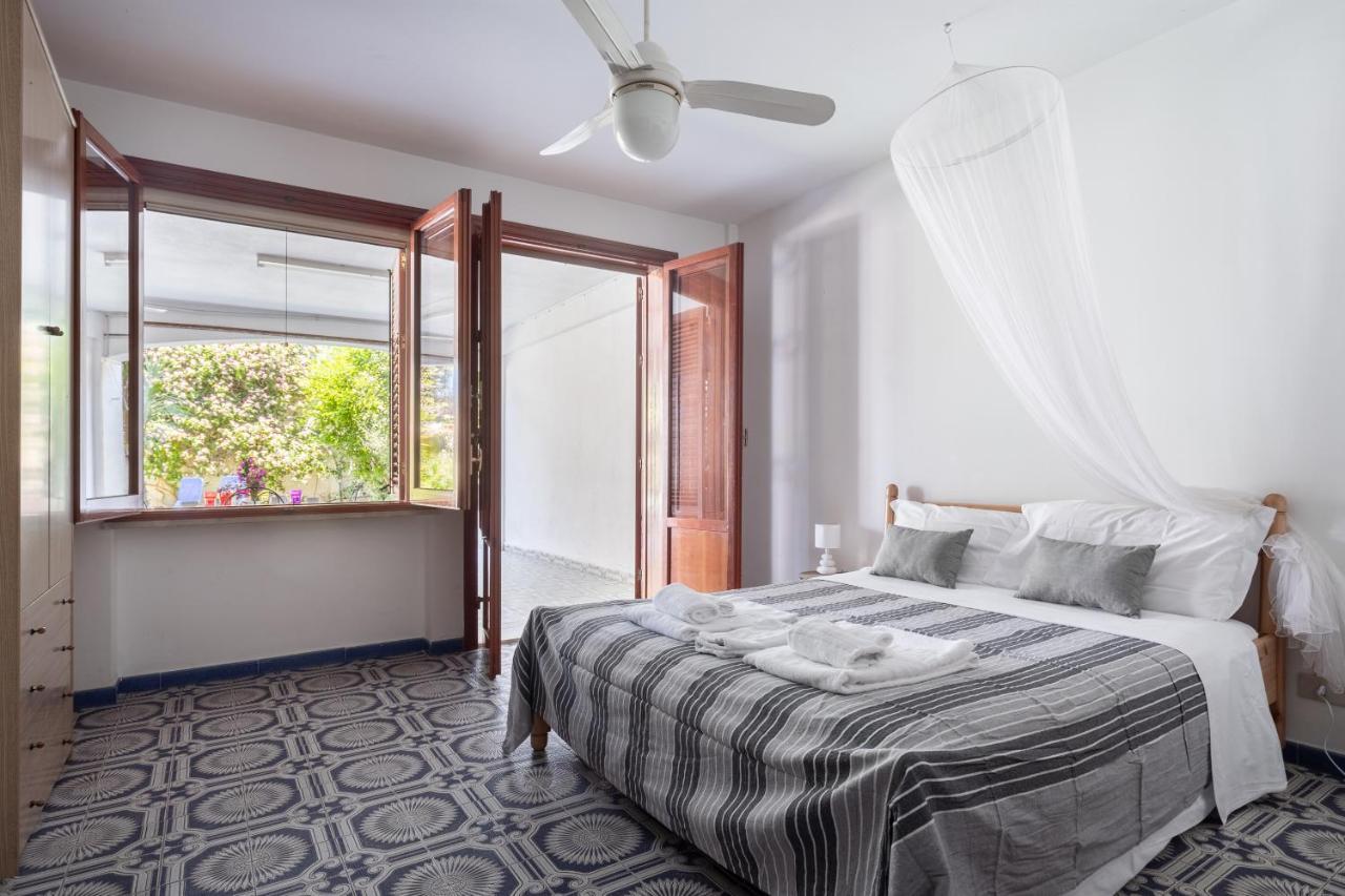 La Cueva Dello Scirocco By Domusicily Apartment Mondello Luaran gambar